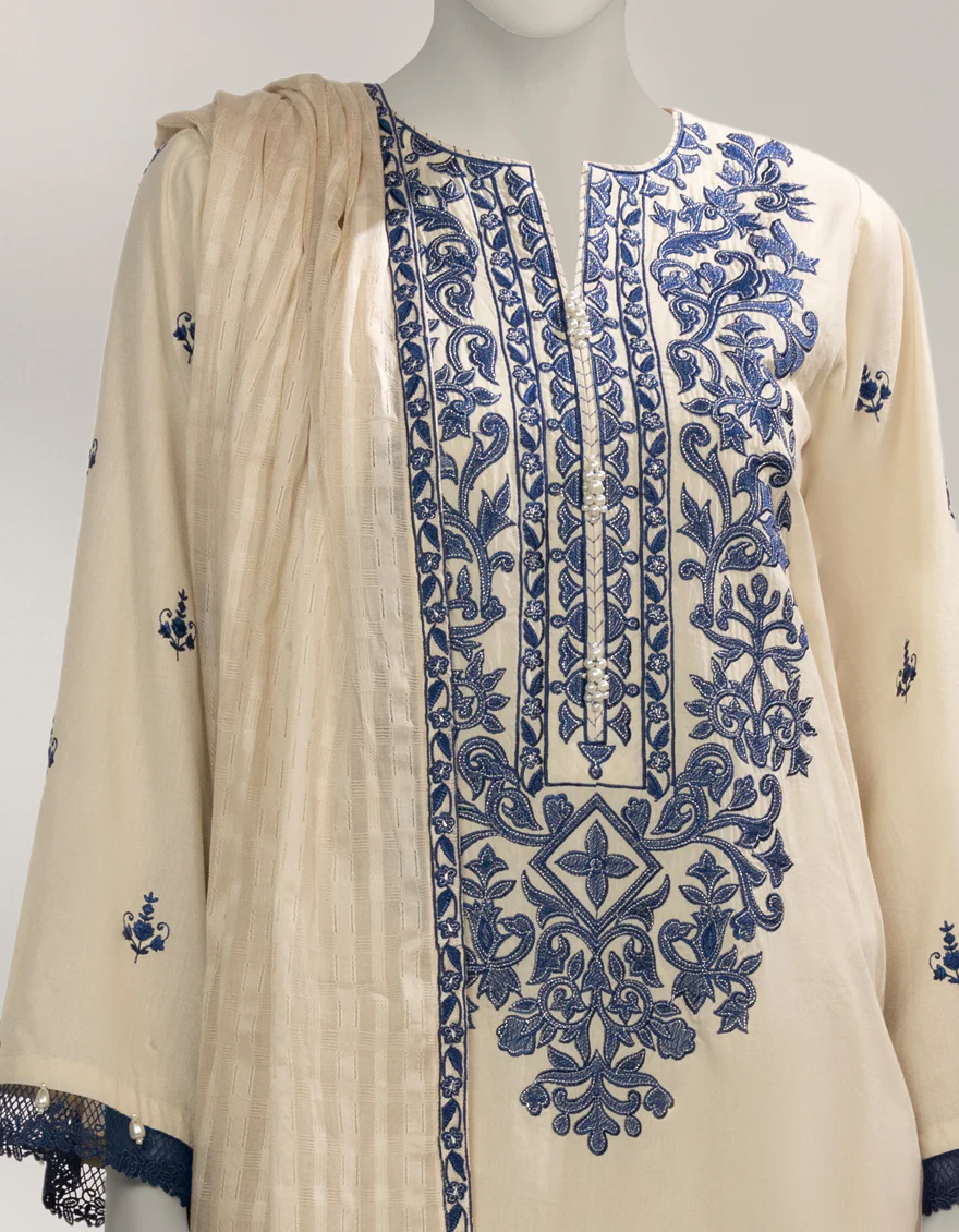 JLAWN-W-25-3603 PATCHWORK-1 - Image 3